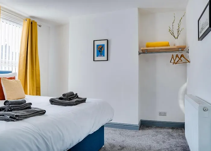Cosy 3 Bedroom House Near Anfield Stadium